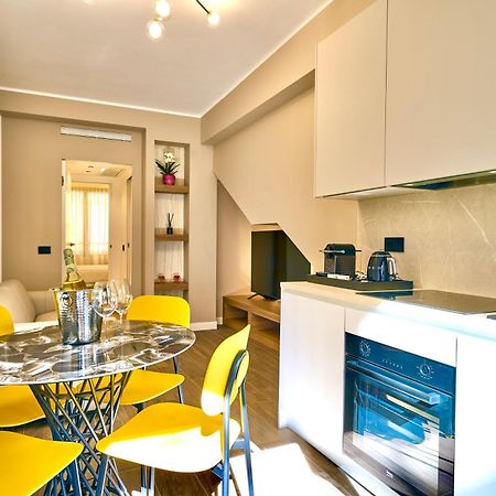 Picasso Golden House Next To Duomo Apartment Милано Екстериор снимка